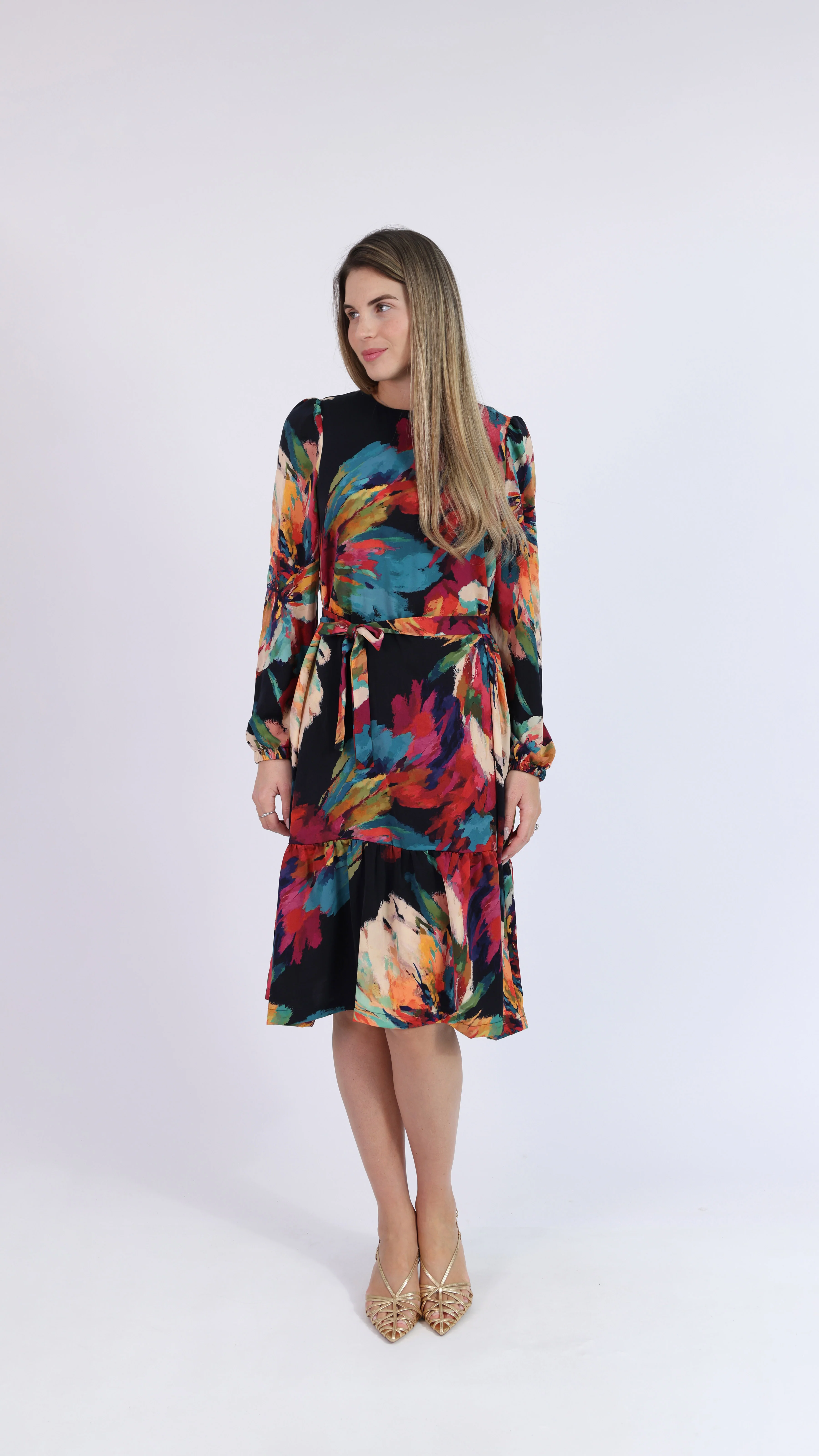 Elegant Ruffle Dress With Belt / Colorful Splash - Image 4