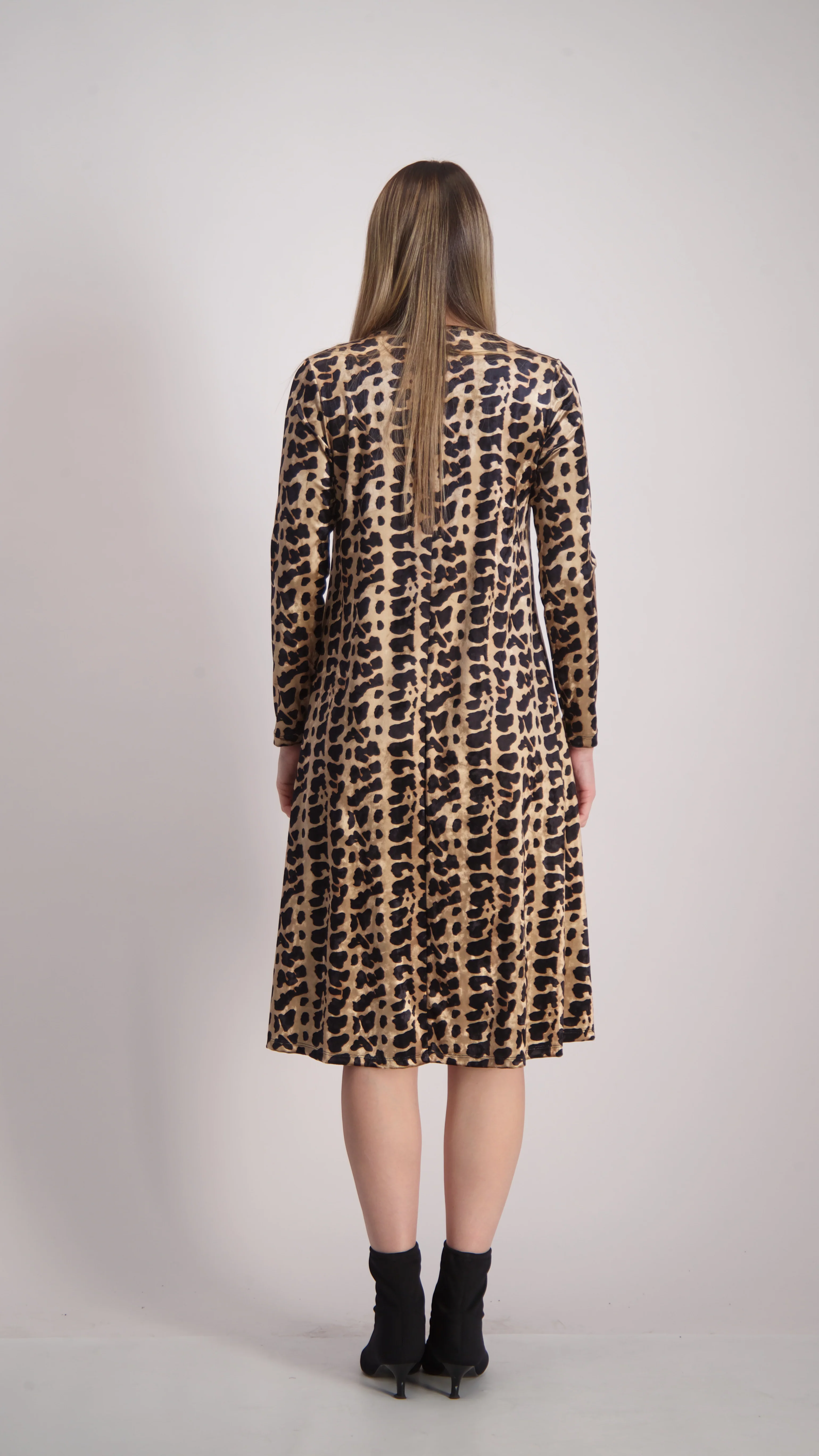 Velvet A-line Dress With Belt / Leopard - Image 3